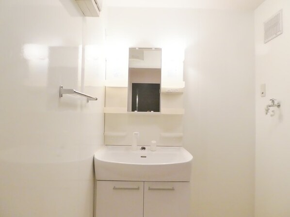 ラフレ仲道Cの物件内観写真